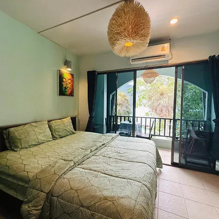 Mild Room Sea View Room For Rent